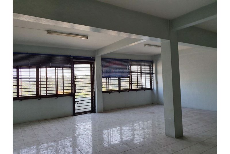 ขายอาคารพาณิชย์​4​ชั้น​-2คูหา​-98-ตรวถพระราม2