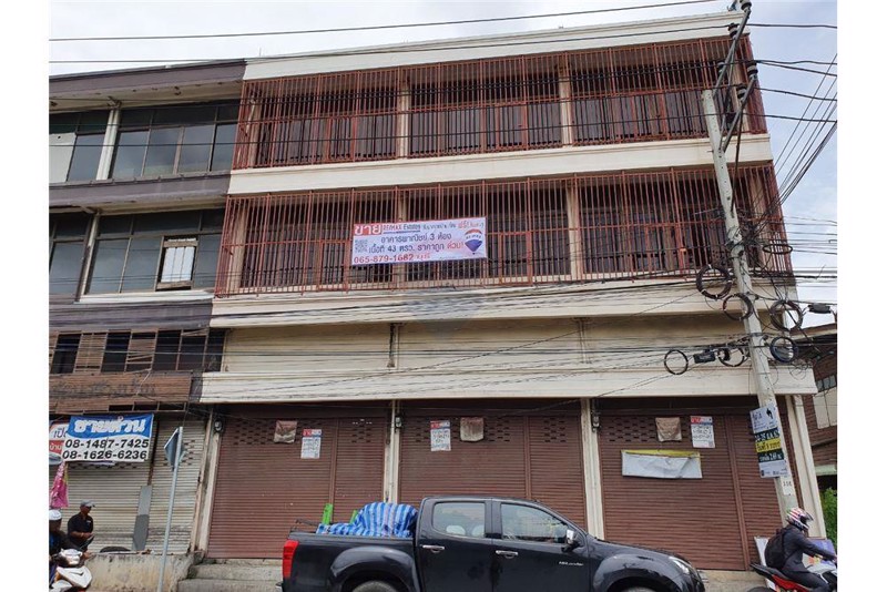 ขายอาคารพาณิชย์-3-ชั้น-43-ตรว-ถนนเพชรเกษม81