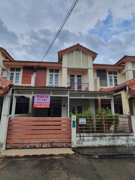 ขายทาวน์เฮ้าส์-2-ชั้น-โครงการหมู่บ้านเดอะกรีน-ใจกลางเมืองสระบุรี