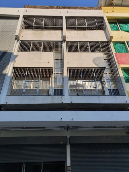 รหัสc2903-ให้เช่าอาคารพาณิชย์-5ชั้น-2คูหา-ถนนสุขุมวิท-ใกล้bts-บางจาก