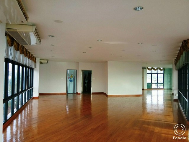 รหัสc2882-ให้เช่าอาพาณิชย์-3ชั้น-พื้นที่ใช้สอย-1100-ตารางเมตร-ถนนกาญจนภิเษก-นนทบุรี