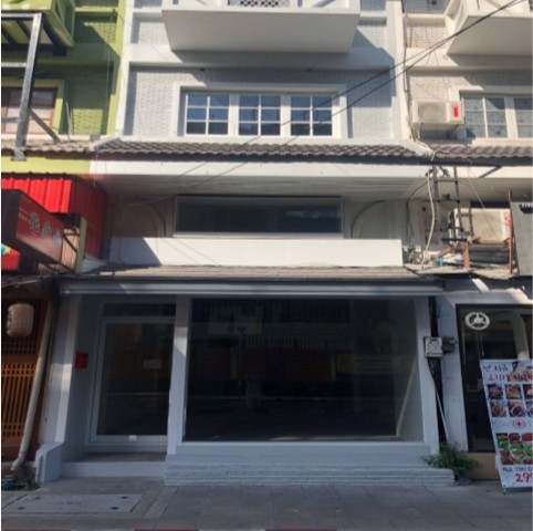 รหัสc3108-ให้เช่าอาคารพาณิชย์-5ชั้น-ถนนสุขุมวิทซอย31-ใกล้bts-พร้อมพงษ์