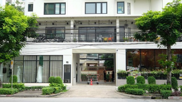 รหัสc3133-ให้เช่าพื้นที่ริมถนนนราธิวาส-150-ตารางเมตร-ใกล้-bts-ช่องนนทรี