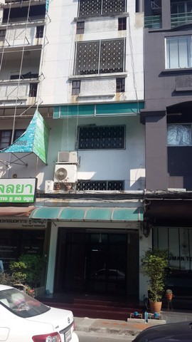 รหัสc3139-ให้เช่าอาคารพาณิชย์-4ชั้น-ย่านถนนพัฒนาการ-เหมาะกับหลายธุรกิจ