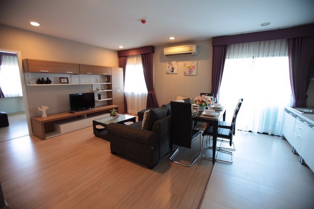 รหัสc3171-ให้เช่าคอนโด-renova-เรสซิเด้นซ์-ชิดลม-2ห้องนอน-ใกล้-btsเพลินจิต-เฟอร์ครบพร้อมอยู่