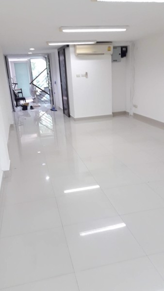 ออฟฟิศให้เช่า-ทองหล่อ-ซอย-13-ชั้น-3-