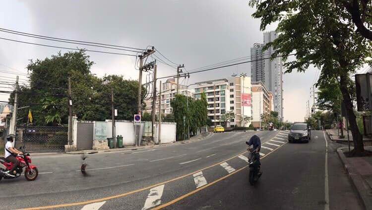 ขายบ้านพร้อมที่ดิน-334-ตรว-ใกล้-รถไฟฟ้าอ่อนนุช