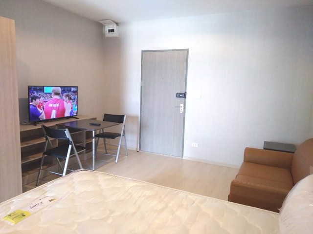 condoติดรถไฟฟ้า-bts-ปู่เจ้า-ideo-sukhumvit-115-ชั้น-12-วิวสระน้ำ