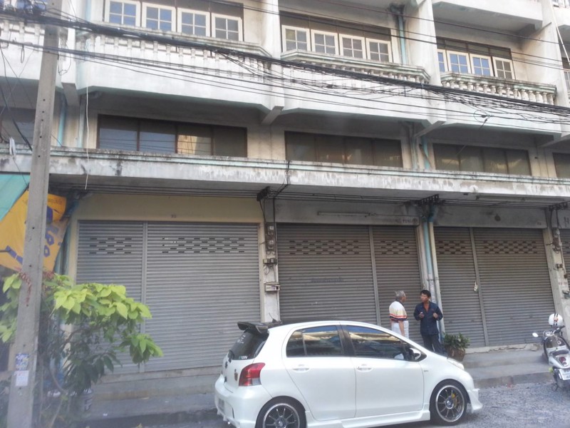 ให้เช่าอาคารพาณิชย์-ซอย-อุดมสุข-42-บางนา