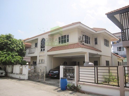 หมู่บ้าน-ทองสถิตย์-8-หทัยราษฎร์-วัชรพล-ขายด่วน-บ้านเดี่ยว-2-ชั้น-57-ตรว-โซนหน้าหมู่บ้าน-ราคาถูก