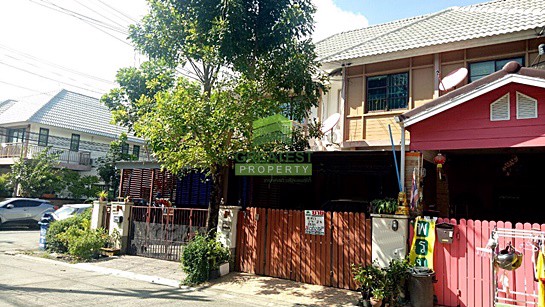 หมู่บ้าน-บาหลี-บีช-ฉะเชิงเทรา-bali-beach-ขายด่วน-ทาวน์เฮ้าส์-2-ชั้น-เนื้อที่-18-ตรว-พร้อมอยู่