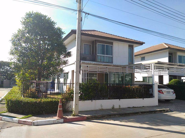 ให้เช่าบ้าน2ชั้น-มอินนินซิโอ1-ใกล้บิ๊กซีคลอง3-50ตรว-4นอน-เฟอร์ครบ-เช่า-22000บ-ด-โทร-093-9594717