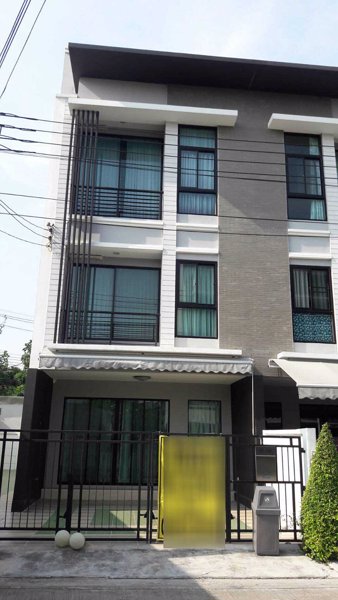 ให้เช่าทาวน์โฮมบ้านกลางเมือง-รามคำแหง39-ใกล้มราม-3ชั้น-3นอน-ครัว-แอร์-เช่า-30000บ-ด-โทร093-9594717