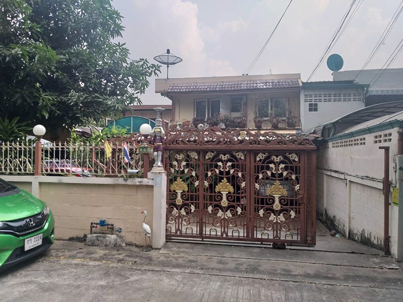 ขายบ้านเดี่ยว-109ตรว-ถพระรามเก้า-ใกล้ห้างเดอะไนน์-มอเตอร์เวย์-ทางด่วน-ขาย-13ล้าน-โทร093-9594717