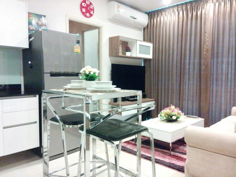 ให้เช่าคอนโดควินน์-ถรัชดา17-ใกล้-mrt-สุทธิสาร-2นอน-ทำเลดี-เฟอร์ครบ-เช่า-28000-บ-ด-โทร-093-9594717