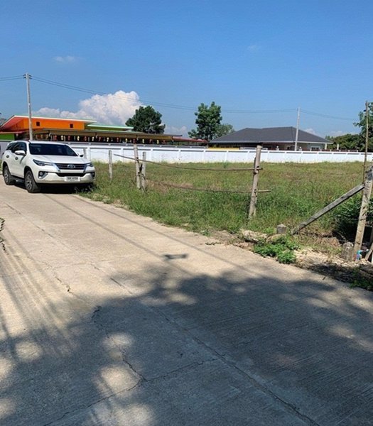 ขายที่ดินเปล่า-500-ตรว-ทำเลสวย-อยู่ติดถนนชุมชน-อสารภี-เชียงใหม่