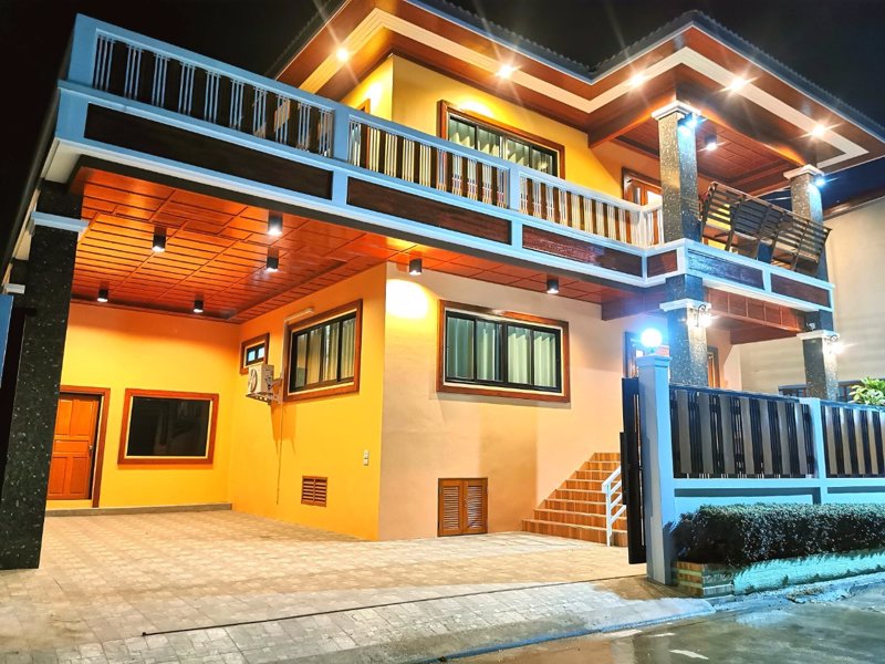 ขายบ้านเดี่ยว-2-ชั้น-64-ตรว-5ห้องนอน-5ห้องน้ำ-2ที่จอดรถ-ทำเลดี-ใกล้โรงเรียนวิเศษสมุทคุณกระทุ่มแบน