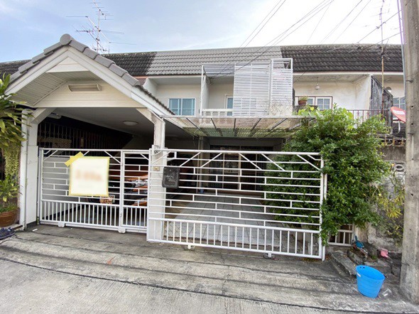 ขายทาวน์เฮ้าส์-2-ชั้น-มอ่อนนุชทาวน์เฮ้าส์1-ซอ่อนนุช50-ถสุขุมวิท77-เขตสวนหลวง-ใกล้บีทีเอสอ่อนนุช