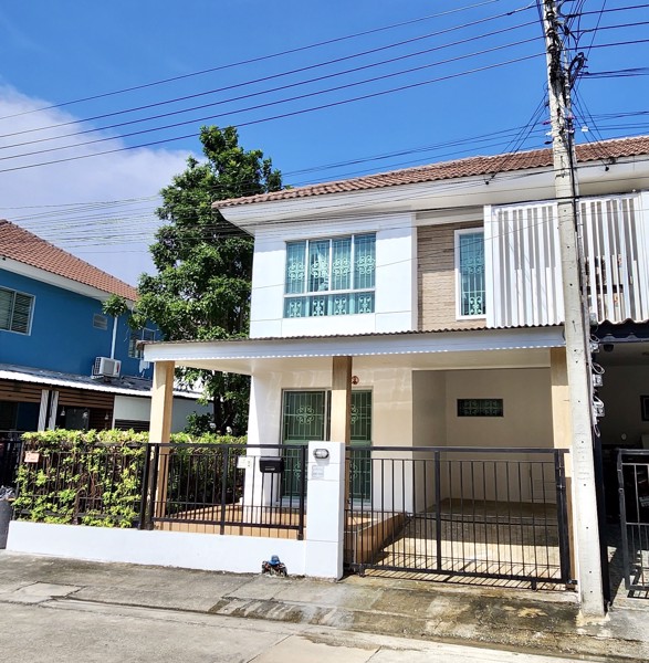 บ้านทาว์นโฮม-พฤกษาวิลล์-38-1-หนามแดง-เทพารักษ์