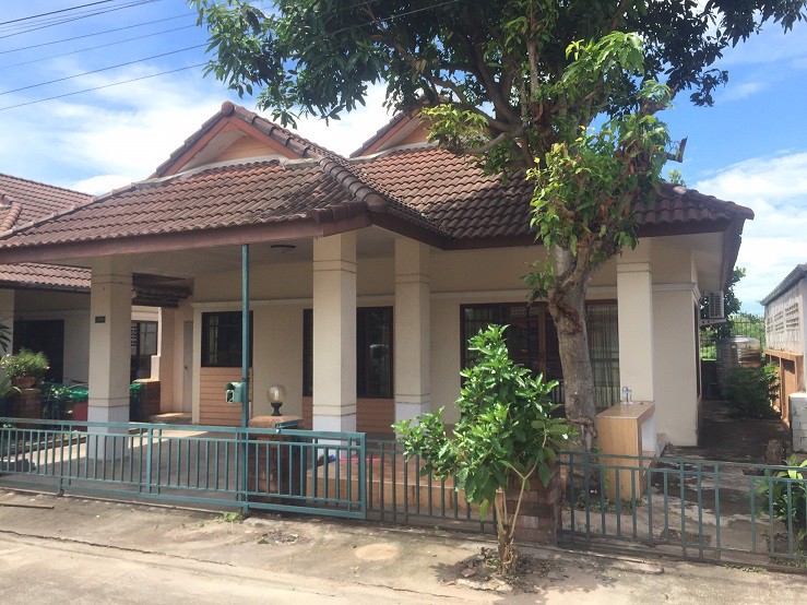 ขายบ้านเดี่ยวชั้นเดียว-50ตรวหมู่บ้านแมกไม้แหลมฉบัง2-ทุ่งกราด-บางละมุง-ชลบุรี-เจ้าของขายเองต่อรองได้