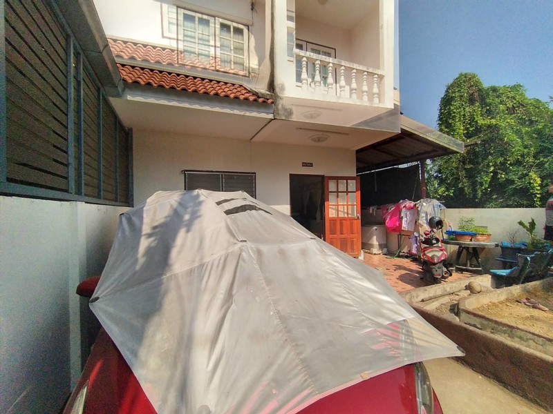 ขายบ้านแฝด-33-ตารางวา-tel-094-045-7914