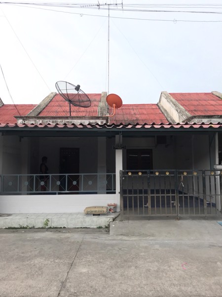 ขายทาวน์เฮาส์-ขายพร้อมผู้เช่า