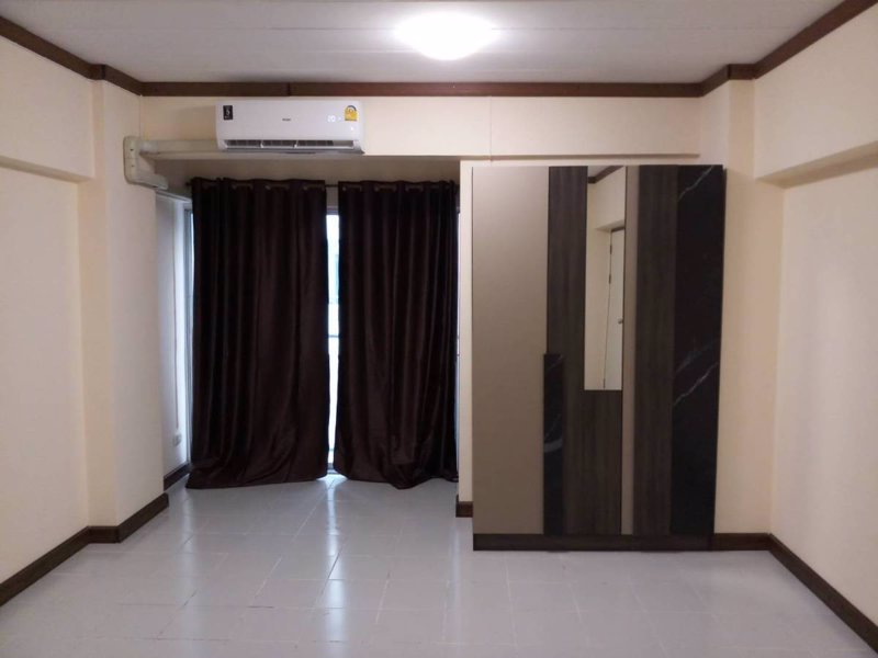 ขายคอนโดห้องสตูดิโอ-ขนาด-31-ตรม-ปรับปรุงใหม่ทั้งหมด-ทั้งทาสี-เปลี่ยนสุขภัณฑ์พร้อมเข้าอยู่