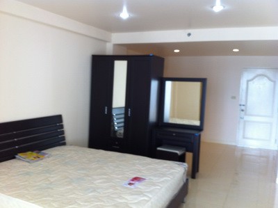 ขายถูก-คอนโด-คัลเลอร์ลีฟวิ่ง-ติดถนนเทพารักษ์-พร้อมอยู่-วิวโล่งๆ-การคมนาคมสะดวก-ตกแต่งใหม่ๆ