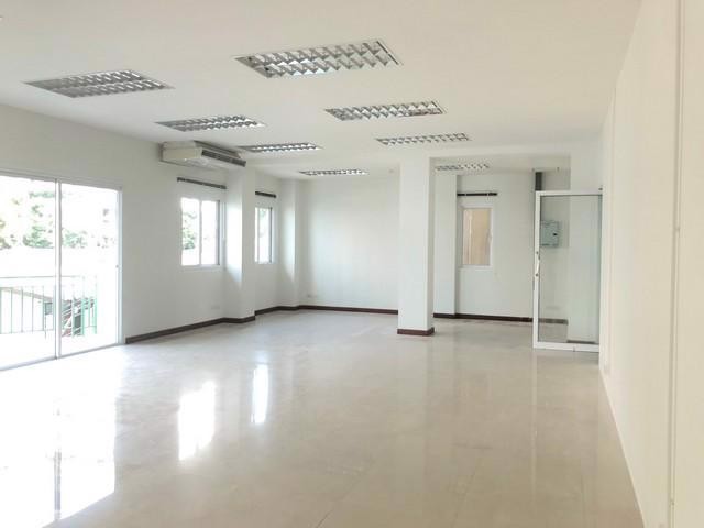 ให้เช่าพื้นที่ใกล้bts-ช่องนนทรีพื้นที่-100-ตารางเมตร-สำหรับสำนักงาน