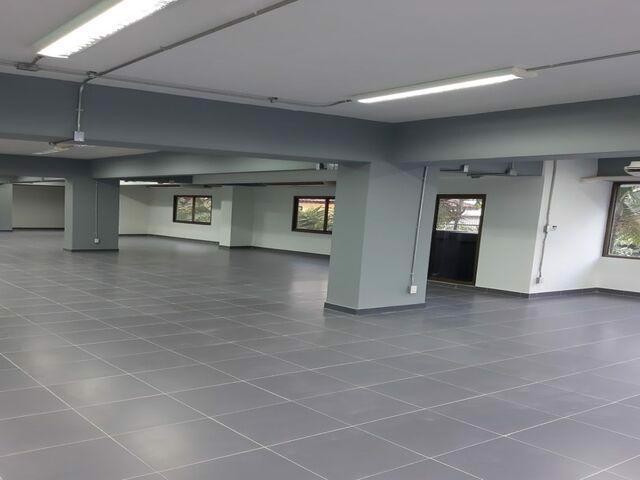 ให้เช่าพื้นที่ออฟฟิศ350ตรมย่านรัชดาใกล้mrtพระราม-9