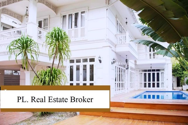 ให้เช่าบ้านเดี่ยว2ชั้นซอยสุขุมวิท33พร้อมสระว่ายน้ำส่วนตัว-ใกล้btsพร้อมพงษ์