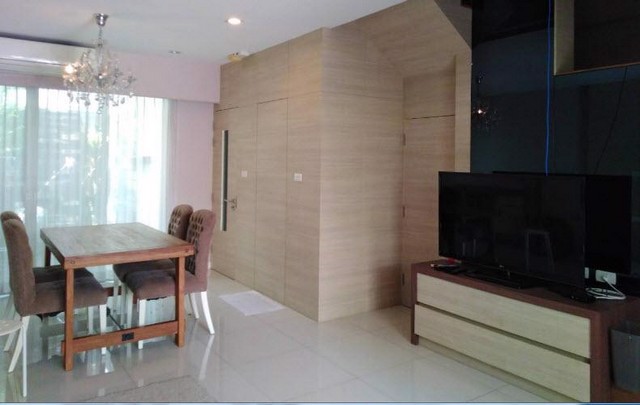 ให้เช่าทาวน์โฮม3ชั้นซอยลาดพร้าว21ใกล้mrtลาดพร้าวโครงการลุมพินี-ทาวน์-เรสซิเดนซ์-ลาดพร้าวสเตชั่น