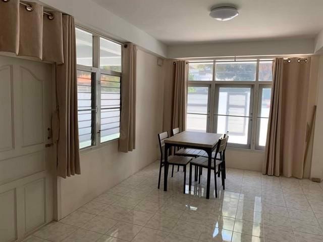 ให้เช่าบ้านเดี่ยว2ชั้นใกล้mrtสุทธิสารซอยพิบูลย์อุปถัมป์-ไม่รับจดทะเบียน-เลี้ยงสัตว์ได้