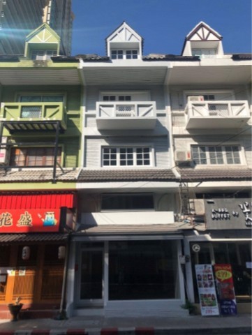 ให้เช่าอาคารพาณิชย์-5ชั้นถนนสุขุมวิทซอยสุขุมวิท31-ใกล้bts-พร้อมพงษ์-ไม่มีที่จอดรถ