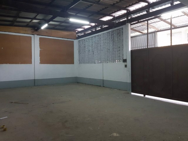 ให้เช่าโกดังซอยลาดพร้าว51ใกล้โชคชัย4-เนื้อที่-50-ตารางวา-พื้นที่ใช้สอย-182-ตารางเมตร-2-ห้องน้ำ