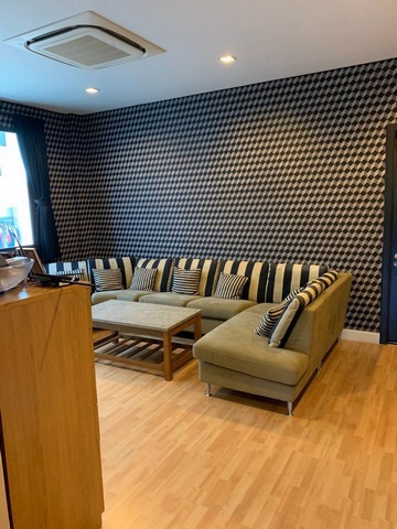 ให้เช่าบ้านแฝด3ชั้นโครงการบ้านกลางเมืองรัชดา36-หันหน้าไปทางทิศตะวันออก