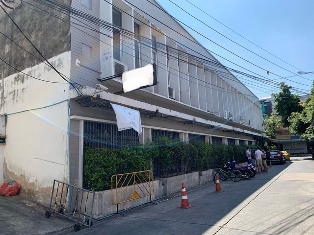 ขายโรงแรมใกล้ถนนข้าวสารแหล่งท่องเที่ยวเขตพระนคร-ขายสิทธิ์-พร้อมใบอนุญาตกิจ-พร้อมเฟอร์นิเจอร์ตกแต่ง