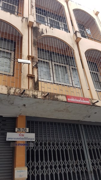 ขายอาคารพานิชย์-3-ชั้น-3-คูหา-77-ตรว-ซอยสาธุประดิษฐ์19-แยก1ซอยวัดโพธ์แมน-ถนราธิวาสราชนรินทร์24