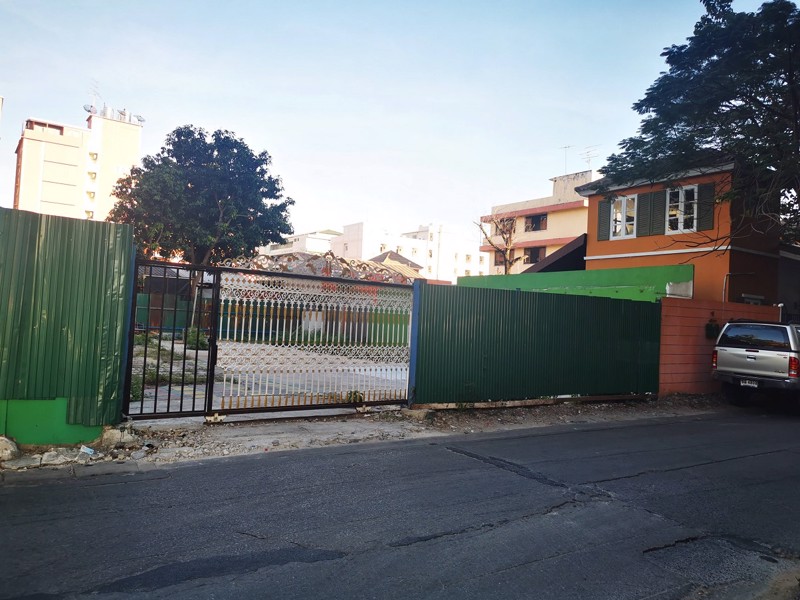 ที่ดิน 168ตรว. ซอยสุภาพงษ์ ถนนศรีนครินทร์ 40-42 ตรงข้ามซีคอนสแควร์  ใกล้ MRT สวนหลวง ร.9