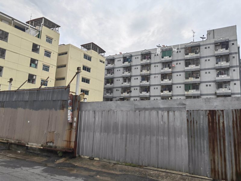 ขายที่ดิน 318 ตรว. ในซอยลาดพร้าว 87แยก6 ใกล้ MRTลาดพร้าว83 อยู่ในแหล่งชุมชน ใกล้ห้างอิมพีเรียลลาดพร้