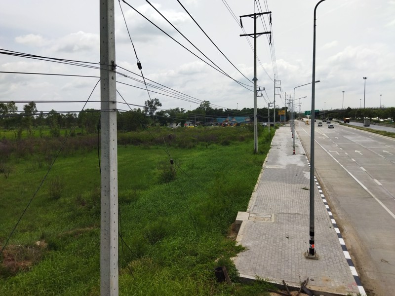 ขายที่ดิน 11ไร่  ติดถนนกาญจนาภิเษก  ทล  สาย 9 เส้น347  ใกล้ทางต่างระดับเชียงราก-บางปะอิน