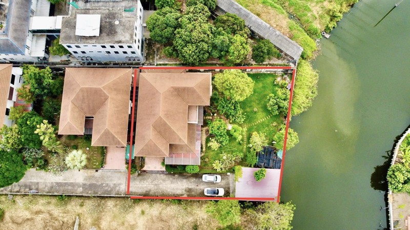 ขายด่วน-บ้านเดี่ยวหลังใหญ่-กลางเมือง-ติดน้ำ