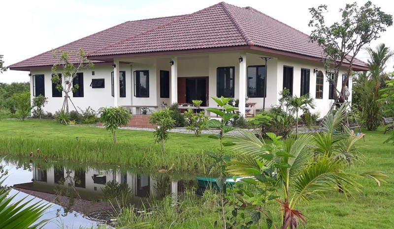 ขายบ้านพร้อมที่ดินโฉนดครุฑแดง-เนื้อที่3ไร่-34-ตรว