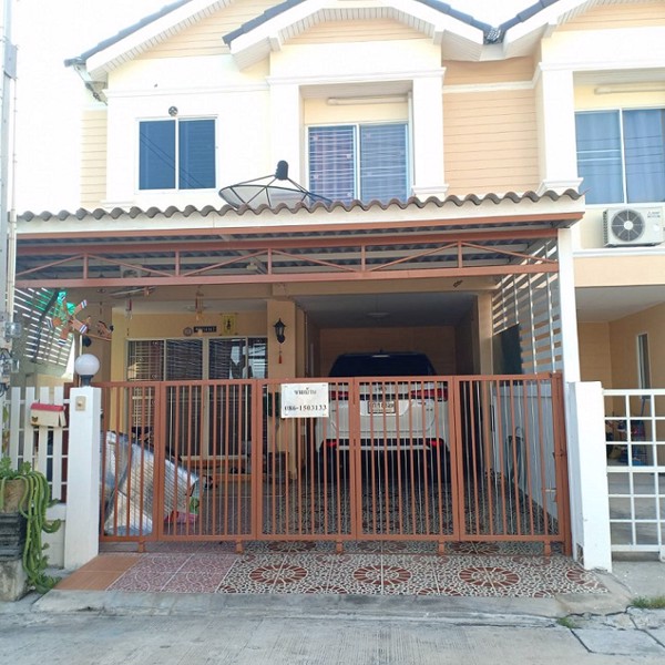 ขายบ้านแฝด-2-ชั้น-หลังริม-ใกล้สถานีขนส่ง-ชลบุรี