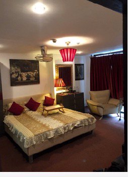 ขายคอนโด-the-royal-navin-tower-ริมถนนเชื้อเพลิง-107ตรม-5ล้าน