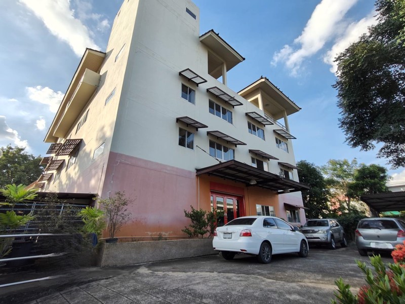 ขาย บ้านเดี่ยว 4 ชั้น เพชรเกษม 73 แยก 4 เหมาะทำบริษัท โกดังสินค้า และเจ้าของพักอาศัย All in One