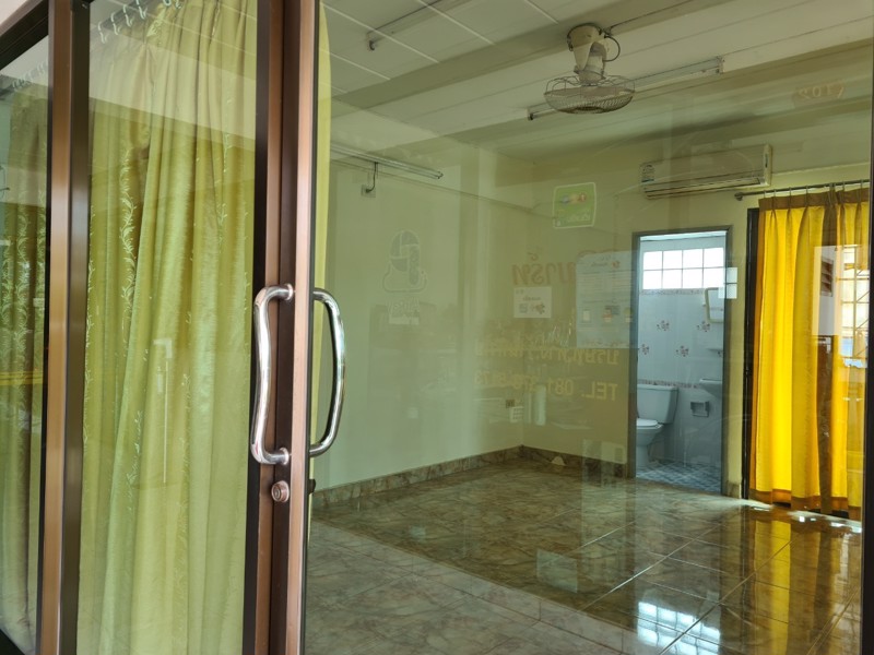 ห้องหน้าอาคาร-ให้เช่ารายเดือน-ถศรีนครินทร์
