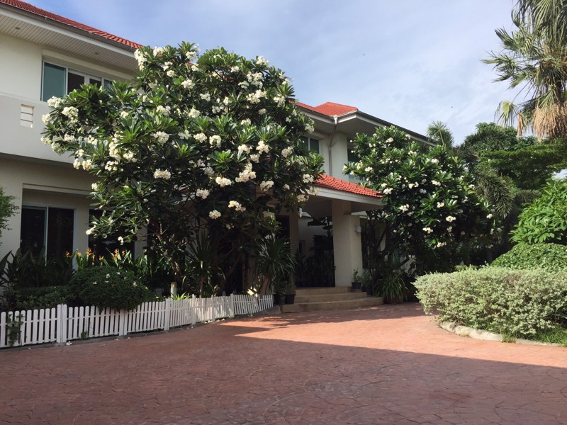 ขายบ้าน-ถ-รามอินทรา