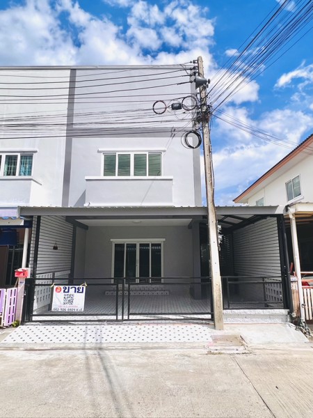 ขายฉัตรหลวง8_หลังริมสามโคก-รีโนเวทพร้อมอยู่