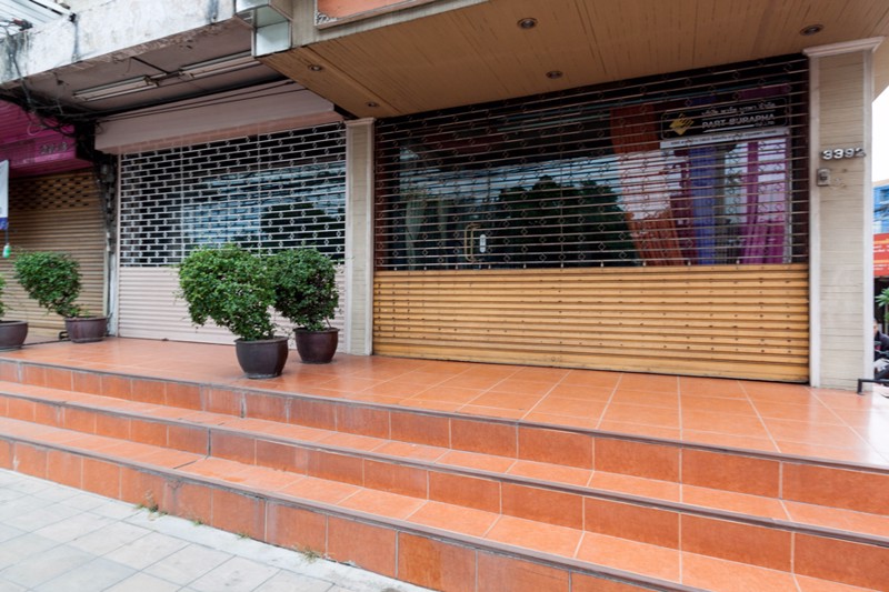 ให้เช่าตึกแถวห้องมุม-2-คูหา-ลาดพร้าว-130-2-ติดถนนใหญ่-